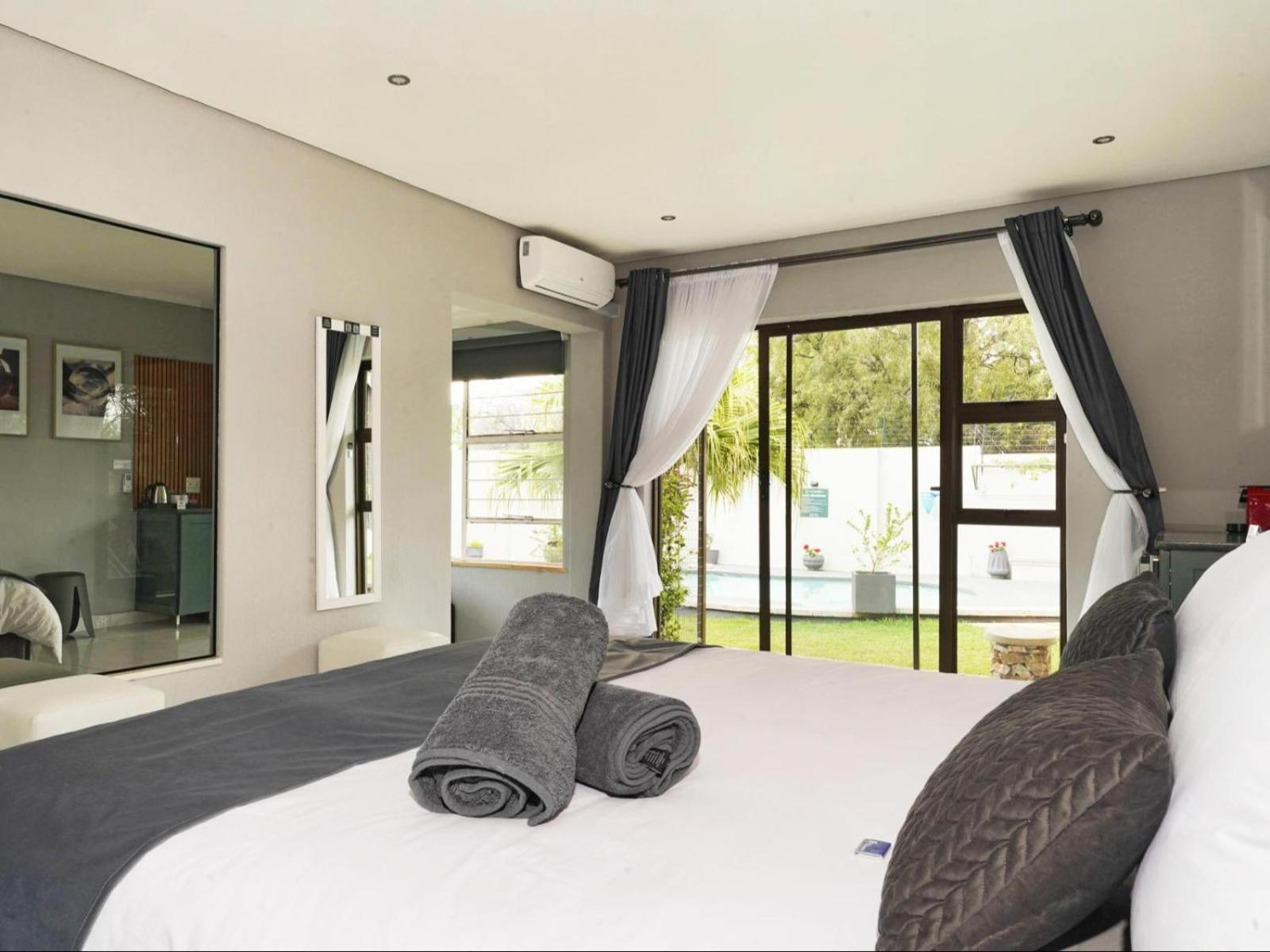 Ava Guest House Йоханесбург Стая снимка