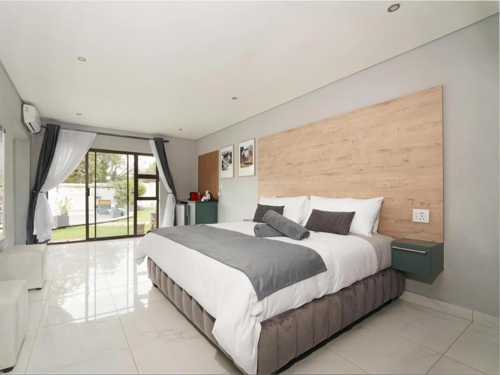 Ava Guest House Йоханесбург Стая снимка